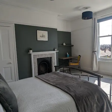 度假居 Spacious Home, By Headingley Stadium, Lgi, Arena, And The Of *