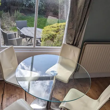 度假居 Spacious Home, By Headingley Stadium, Lgi, Arena, And The Of