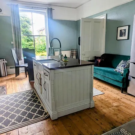 度假居 Spacious Home, By Headingley Stadium, Lgi, Arena, And The Of *